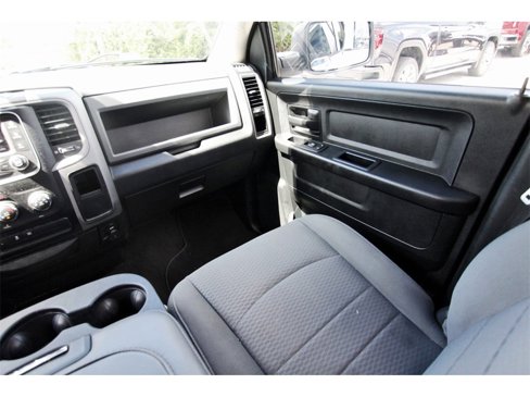 Used 2017 RAM 1500 Express image 12