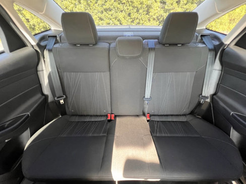 Used 2017 Ford Focus SE image 27