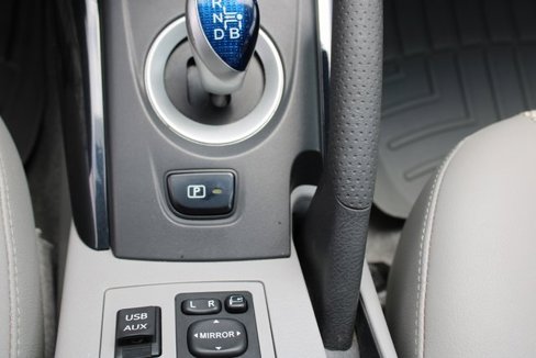 Used 2012 Toyota RAV4 EV image 16