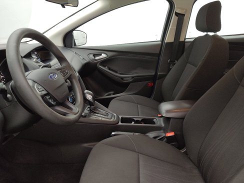 Used 2018 Ford Focus SE image 17
