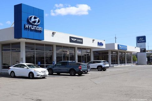 Certified 2025 Hyundai Elantra SE image 35