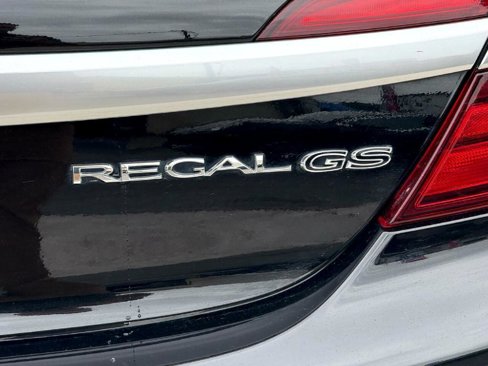 Used 2017 Buick Regal GS w/ Driver Confidence Package #2 image 13