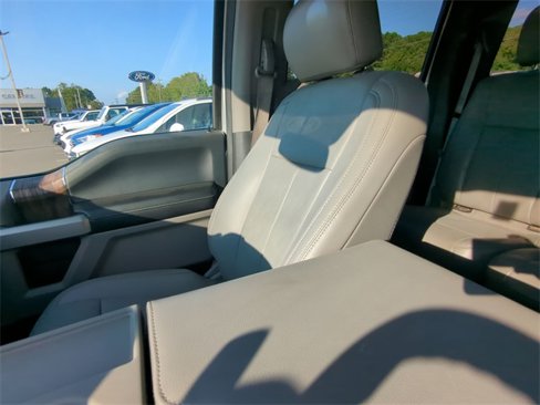 Used 2018 Ford F150 Lariat image 12