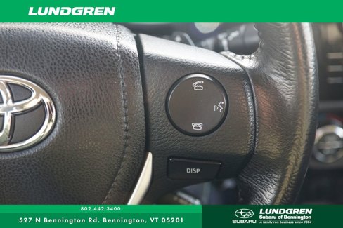 Used 2015 Toyota Corolla L image 17