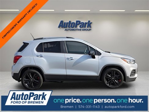 Used 2020 Chevrolet Trax LT w/ Redline Edition image 8