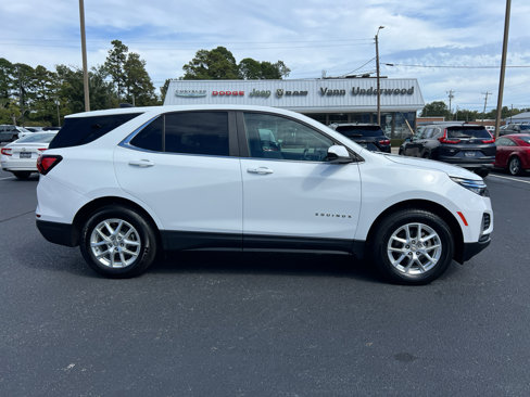 Used 2023 Chevrolet Equinox LT w/ Driver Convenience Package image 2