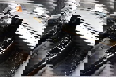 Used 2020 Tesla Model 3 Long Range image 35