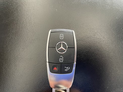 Used 2020 Mercedes-Benz GLE 450 4MATIC image 23