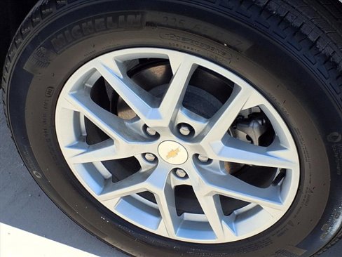 Used 2023 Chevrolet Equinox LT image 12