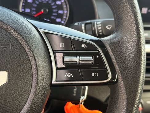 Used 2024 Kia Forte LXS image 29