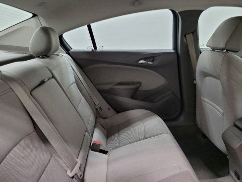 Used 2017 Chevrolet Cruze LT image 19