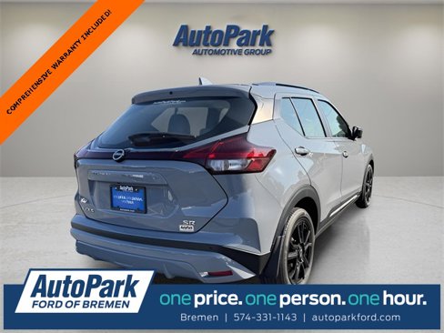Used 2023 Nissan Kicks SR w/ SR Premium Package image 7