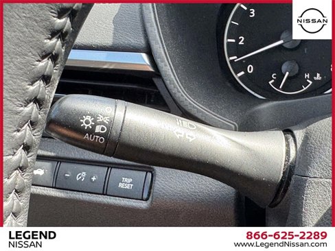 Used 2022 Nissan Altima 2.5 SV w/ SV Premium Package image 18
