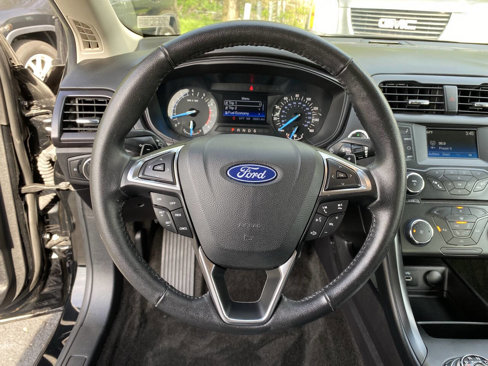 Used 2018 Ford Fusion SE w/ Equipment Group 201A image 14