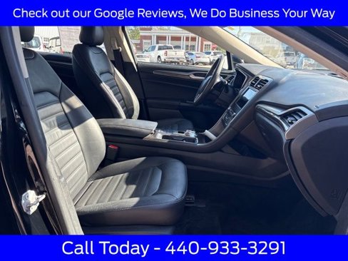 Certified 2018 Ford Fusion SE w/ Fusion SE Technology Package image 35