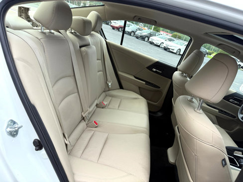 Used 2017 Honda Accord Touring image 17