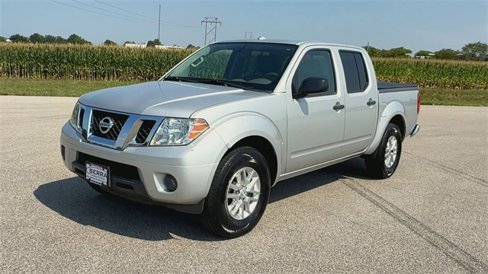 Used 2014 Nissan Frontier SV image 4