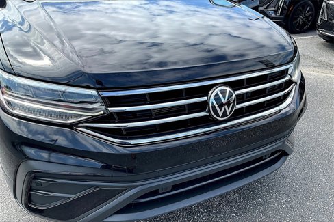 Used 2022 Volkswagen Tiguan SE image 31