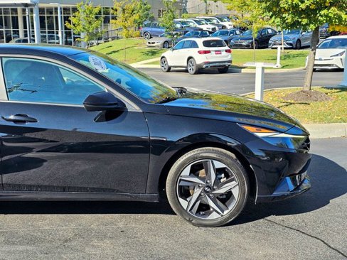 Used 2023 Hyundai Elantra SEL w/ Convenience Package image 6