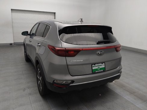 Used 2022 Kia Sportage LX image 5