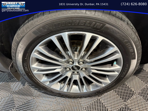 Used 2016 Lincoln MKX Reserve w/ Driver Assistance Package image 12