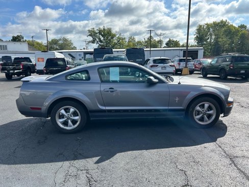 Used 2007 Ford Mustang Premium image 4