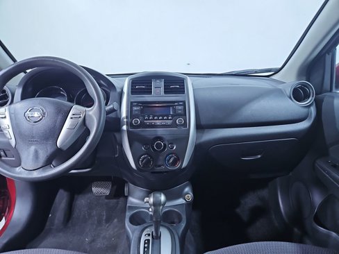 Used 2017 Nissan Versa SV image 18
