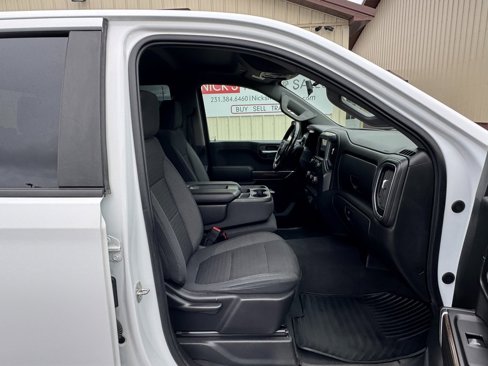 Used 2021 Chevrolet Silverado 1500 LT w/ Bed Protection Package image 38