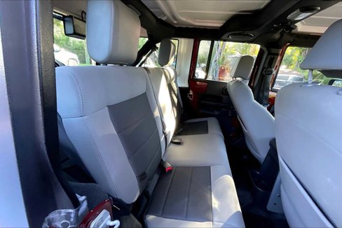 Used 2010 Jeep Wrangler Unlimited Sport image 26
