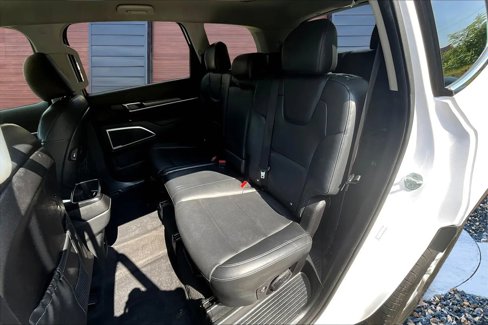 Used 2021 Kia Telluride LX image 24