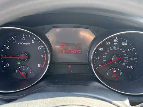 Used 2018 Kia Sedona L image 27