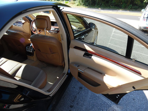 Used 2008 Mercedes-Benz S 550 4MATIC w/ AMG Sport Pkg image 21
