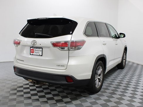 Used 2015 Toyota Highlander Plus image 6