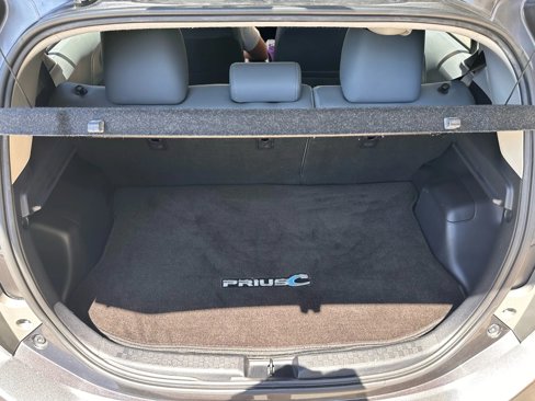 Used 2014 Toyota Prius C Four image 20