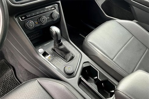 Used 2020 Volkswagen Tiguan SEL image 14
