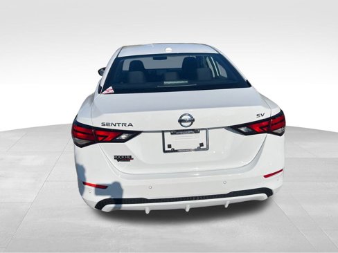 Used 2023 Nissan Sentra SV image 6