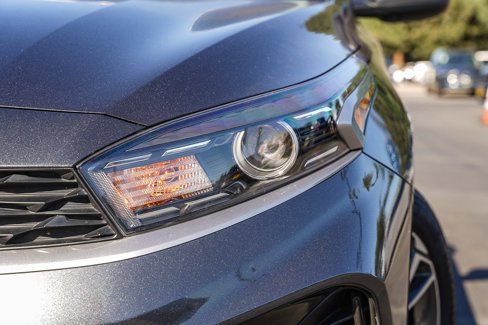 Used 2023 Kia Forte LXS image 2