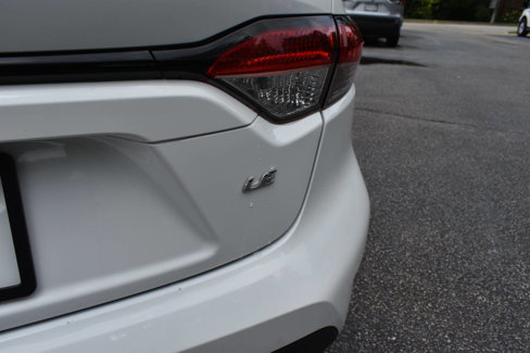 Used 2021 Toyota Corolla LE image 30
