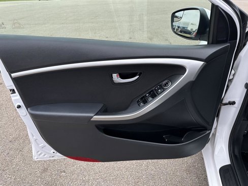 Used 2014 Hyundai Elantra GT image 20