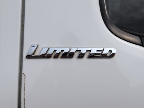 Used 2015 Toyota Tacoma 4x4 Double Cab image 4