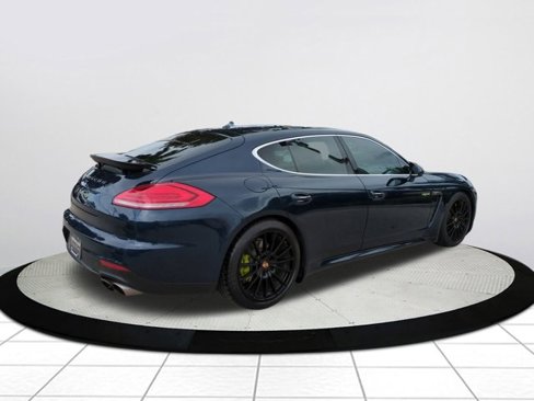 Used 2014 Porsche Panamera S image 3