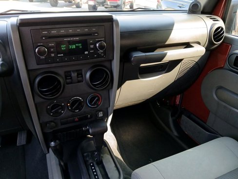 Used 2010 Jeep Wrangler Sport image 17