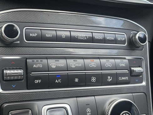 Used 2023 Hyundai Santa Fe XRT image 16