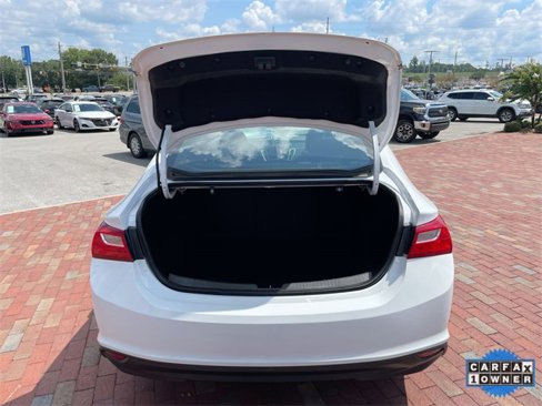 Used 2021 Chevrolet Malibu LS image 28