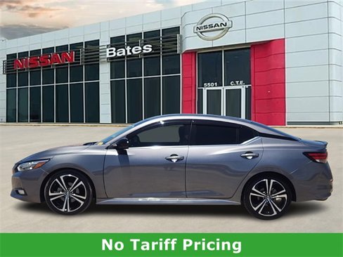 Used 2021 Nissan Sentra SR image 3