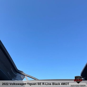 Used 2022 Volkswagen Tiguan SE R-Line image 15