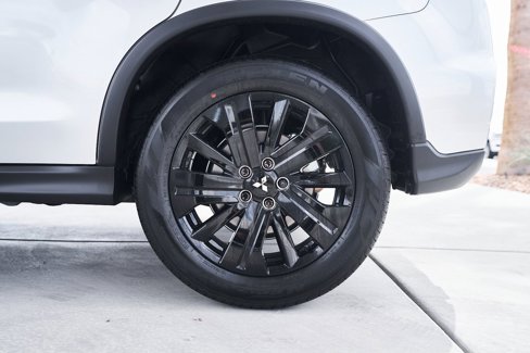 New 2025 Mitsubishi Outlander Sport LE image 8