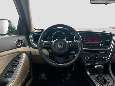 Used 2015 Kia Optima LX image 19