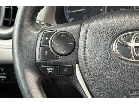 Used 2018 Toyota RAV4 XLE image 26