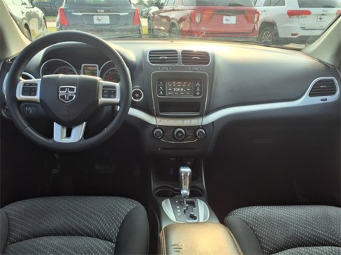 Used 2018 Dodge Journey SE w/ Popular Equipment Group image 3